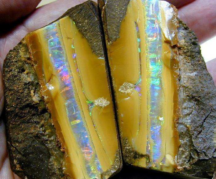 split boulder opal